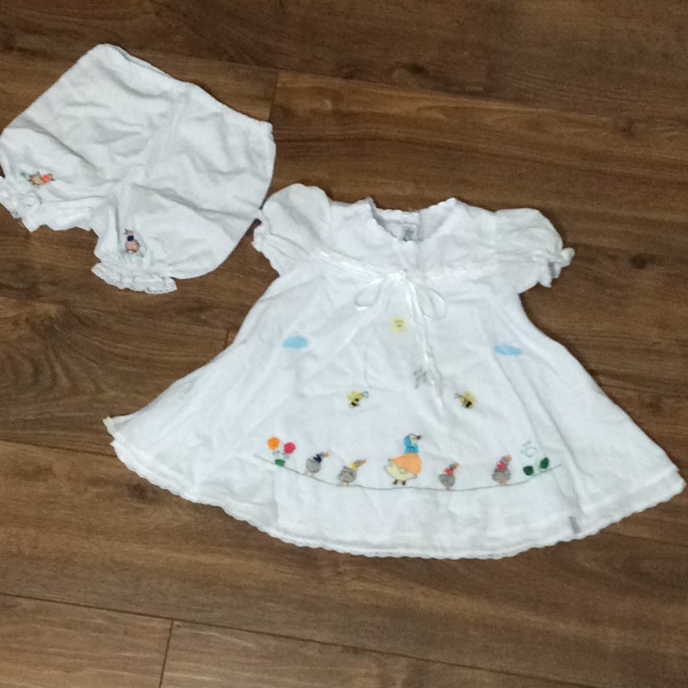 ❗️SOLD OUT ❗️ Baby Girl Dress hand-sewn
